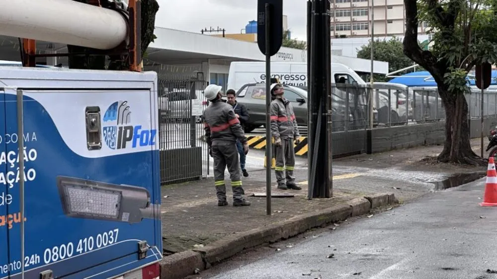  Furto de fiação afetou a iluminação da Avenida Brasil e mobilizou equipes de segurança e manutenção durante a madrugada. Foto: Divulgação 