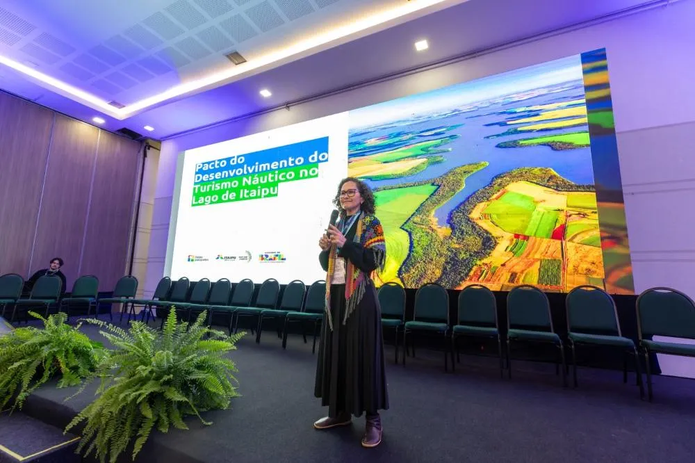 Itaipu Parquetec apresenta sistema que monitora emprego, hotéis e fluxo de turistas no Brasil