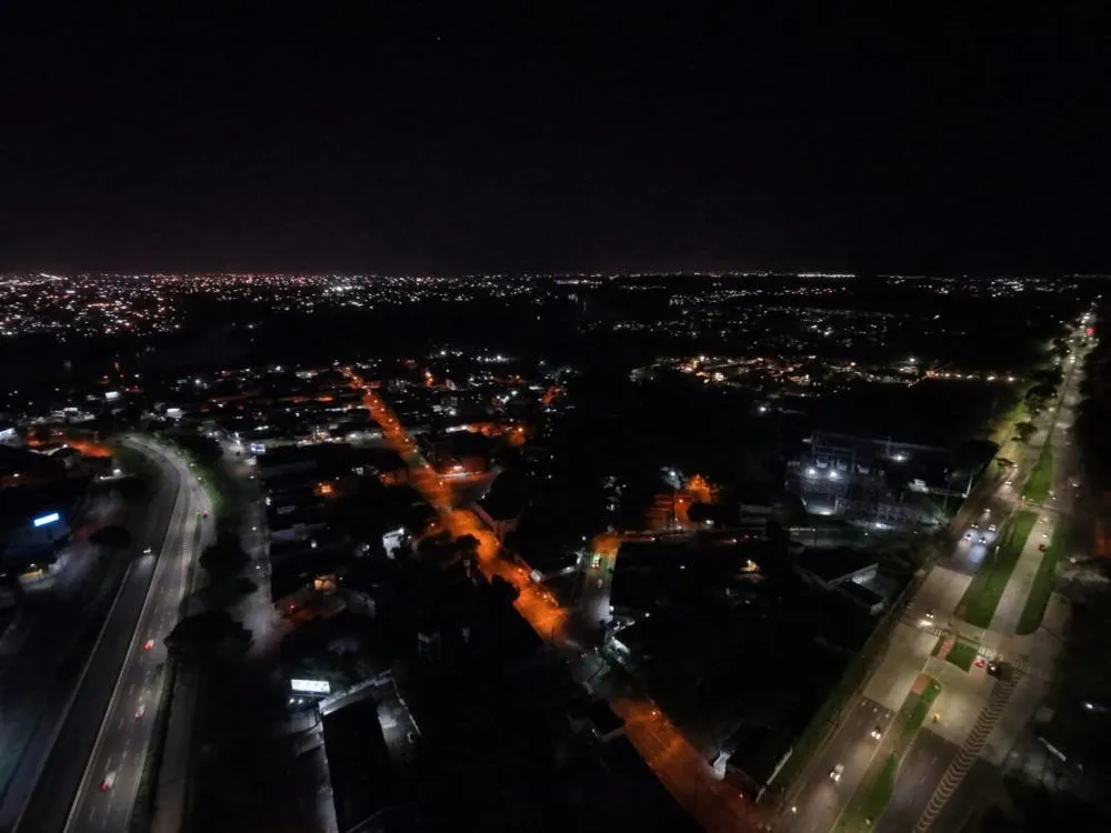 Vila Portes começou a receber iluminação em LED após a conclusão dos serviços no Jardim Jupira e na Avenida Maria Bubiak. Foto: Divulgação 