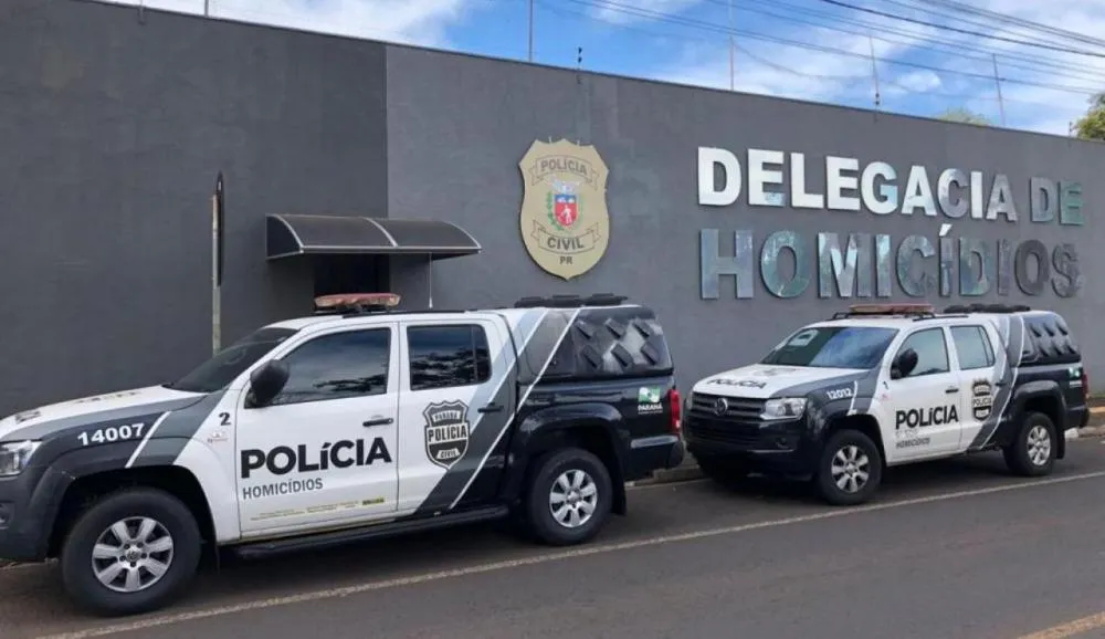 Familiares foram à Delegacia de Homicídios após a prisão do jovem que confessou o crime. Foto: Arquivo