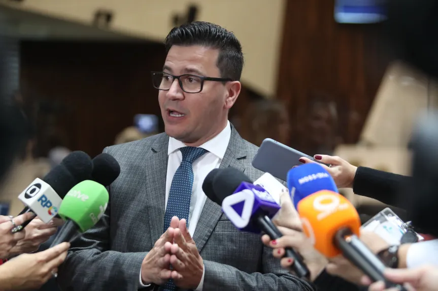 Arilson Chiorato defendeu na Alep a adoção da jornada 5x2 e o fim da escala 6x1. Foto: Alep